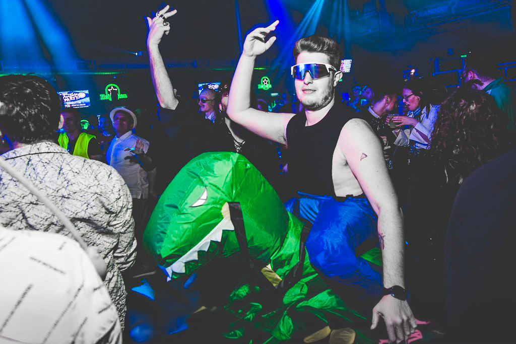 55097226741 2f3a970809 B