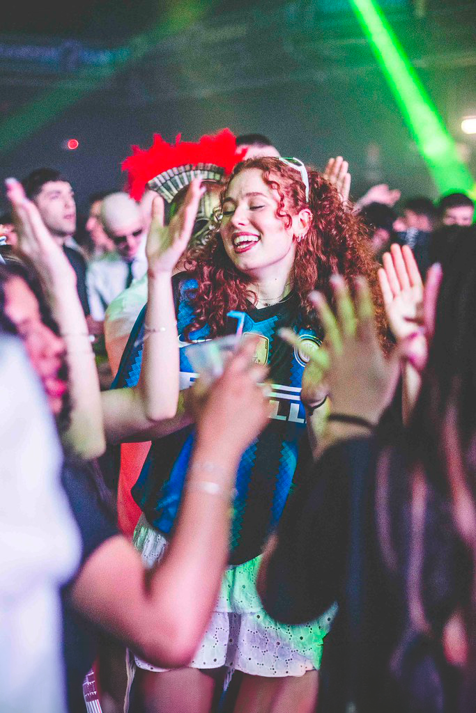 55097226871 26fee808f7 B