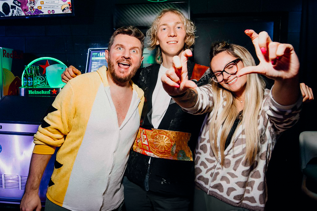 55097431288 0c7a0f6068 B