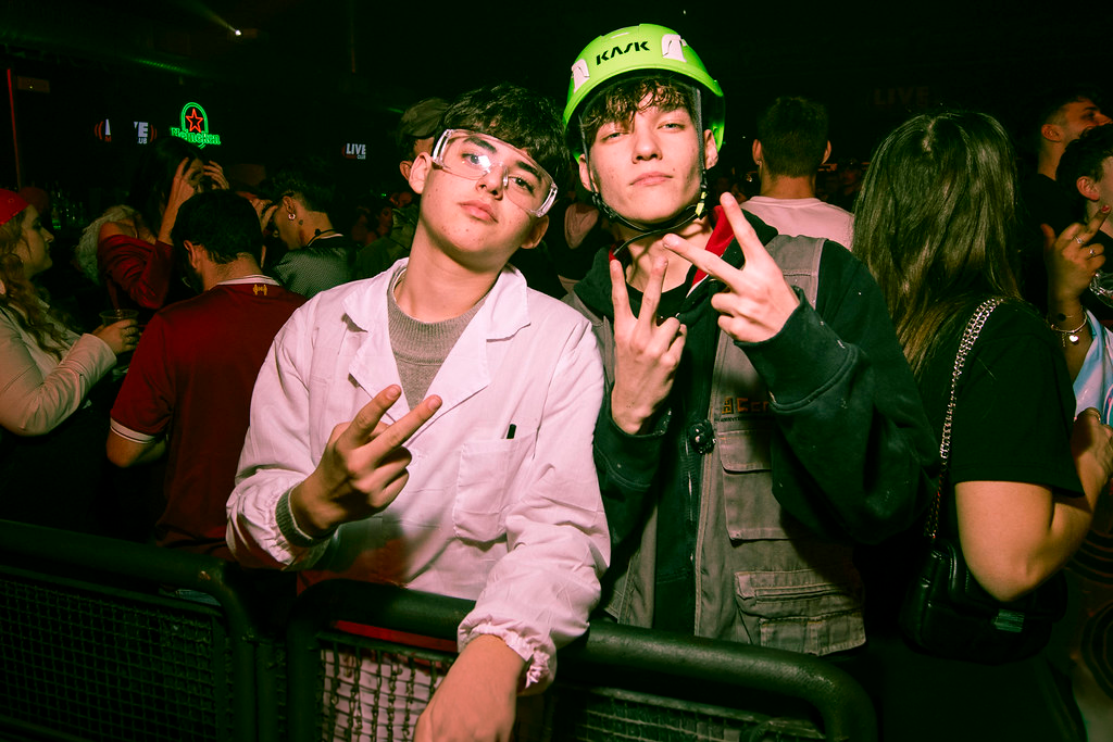 55097499579 81d87b1539 B