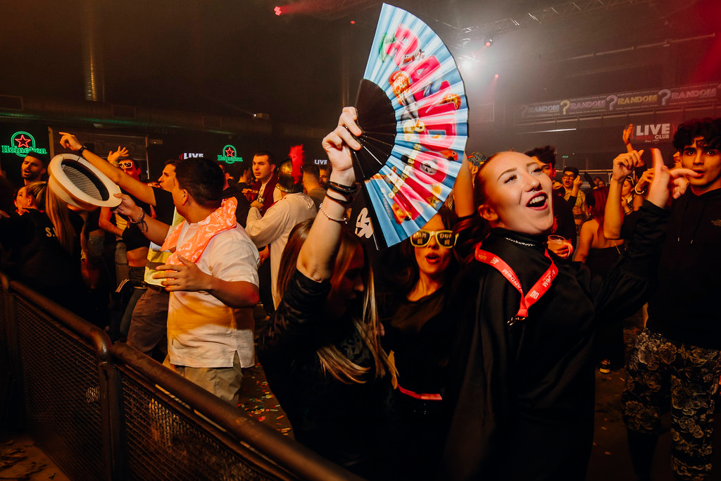 55097499629 Fbfe3e8ba8 B