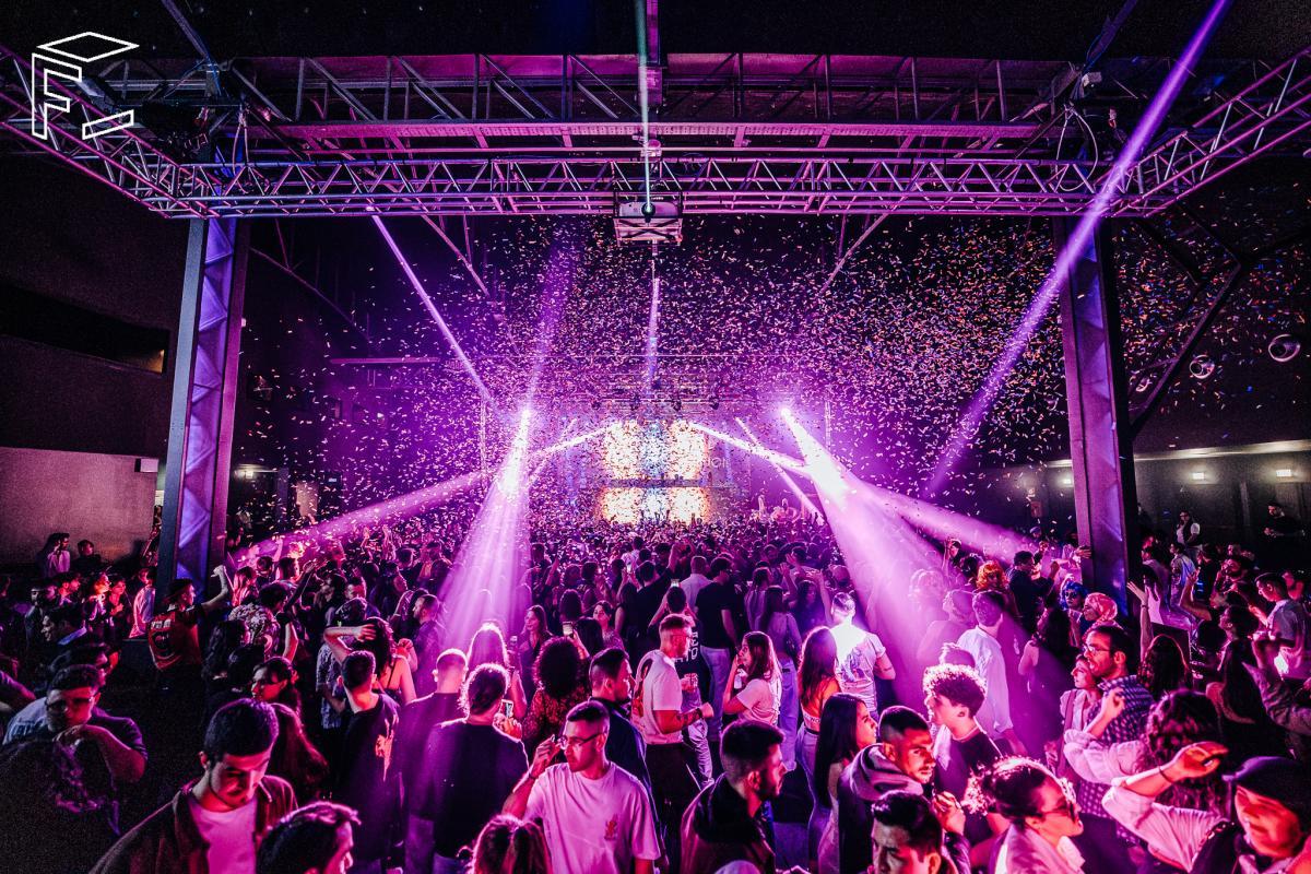 Random Fabrique Milano 87