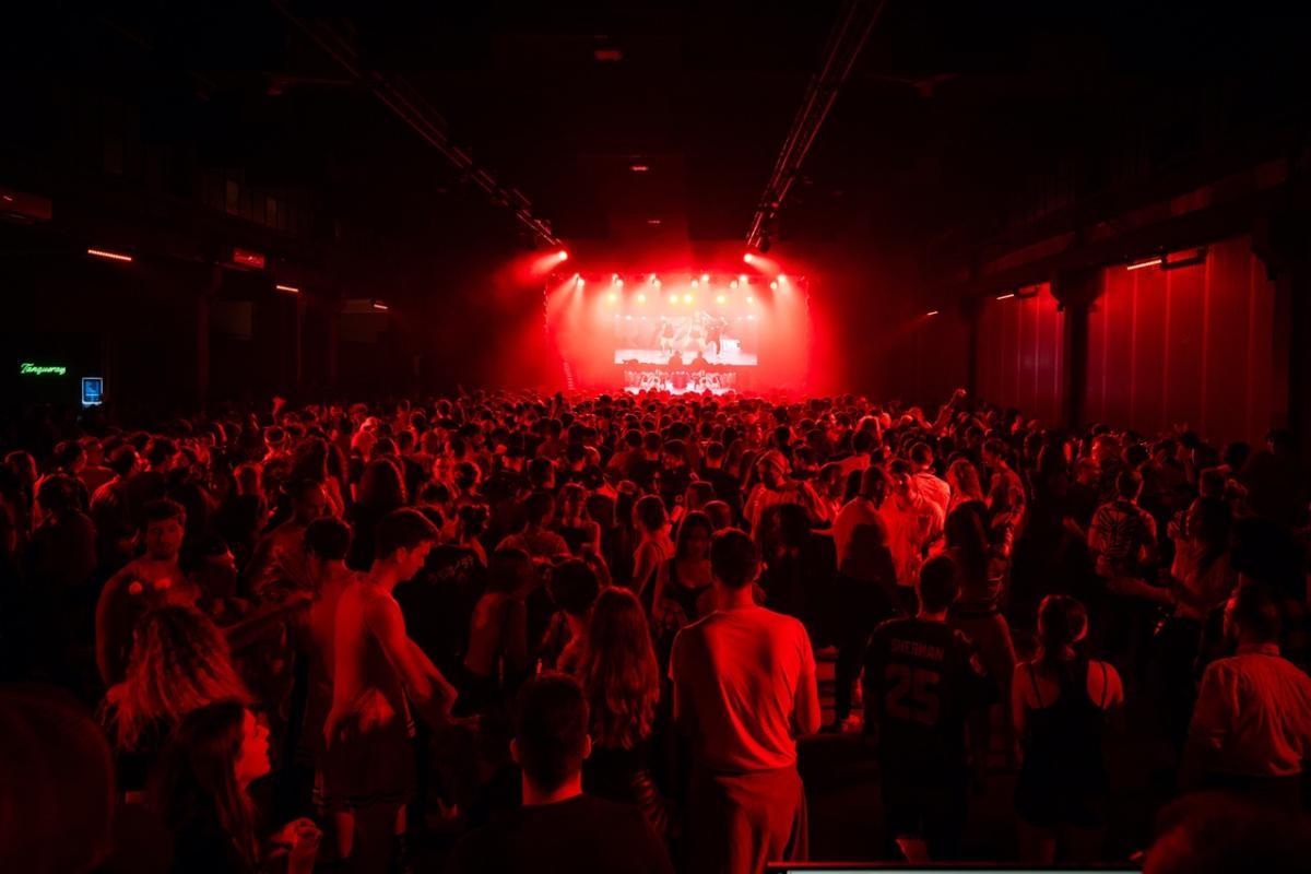 Random Hall Padova 128