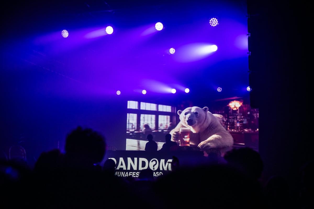 Random Hall Padova 137