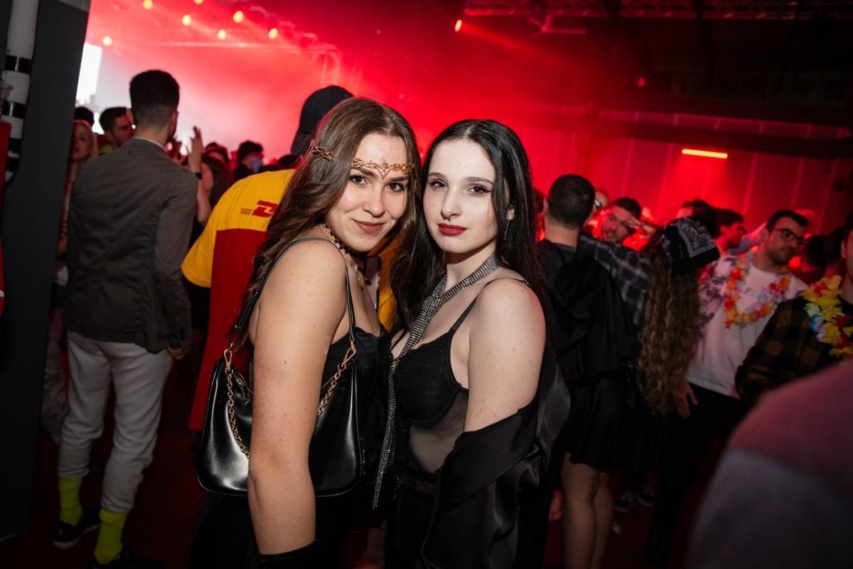 Random Hall Padova 143