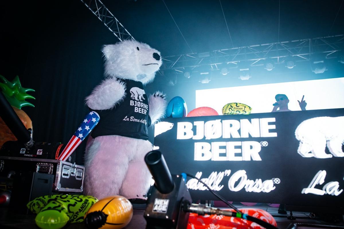 Random Hall Padova 147