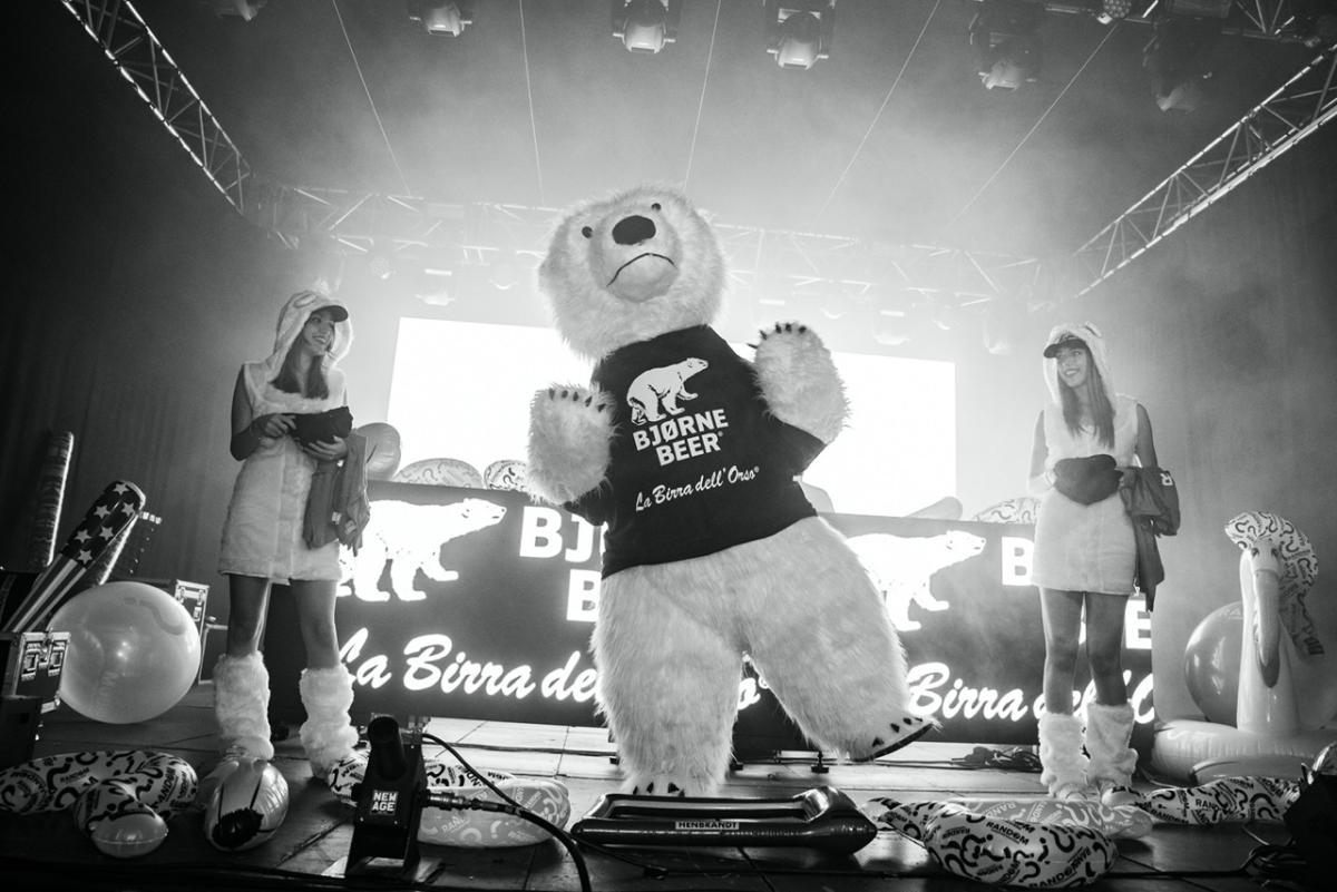 Random Hall Padova 148