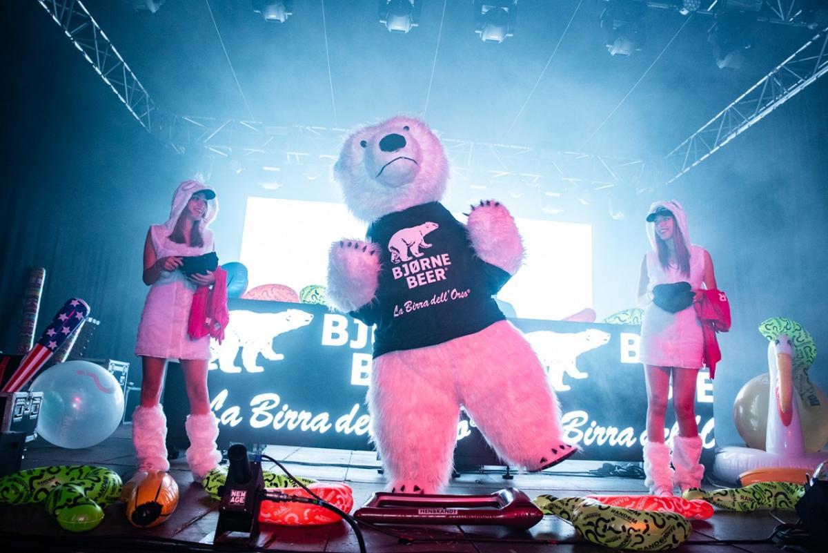 Random Hall Padova 149