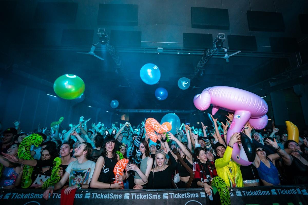 Random Hall Padova 152