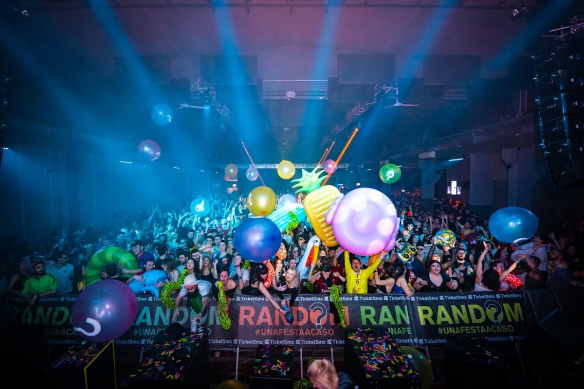 Random Hall Padova 153