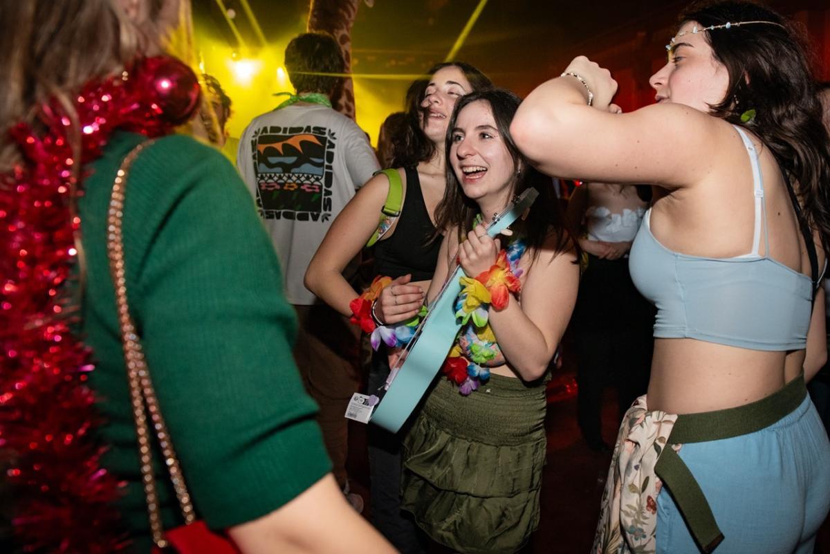 Random Hall Padova 180