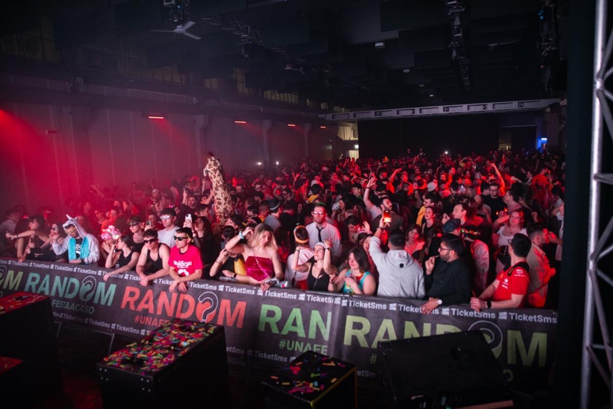 Random Hall Padova 192