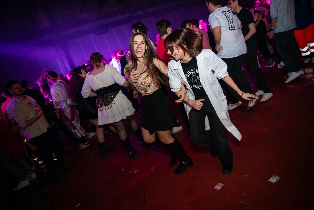 Random Hall Padova 193