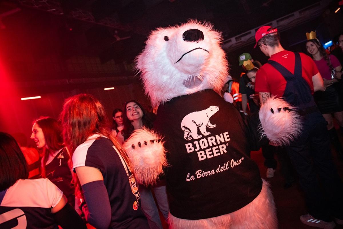 Random Hall Padova 22