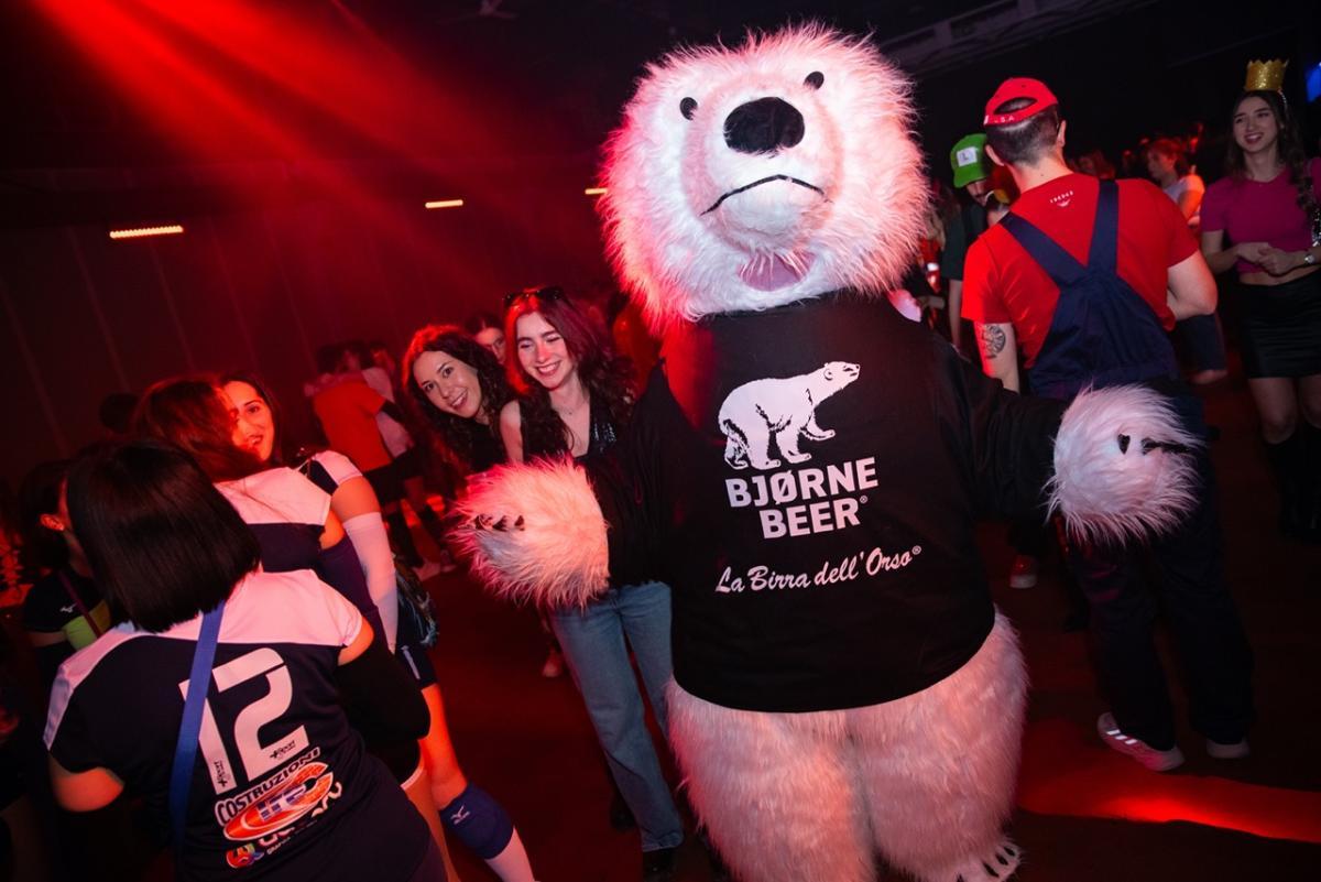 Random Hall Padova 23