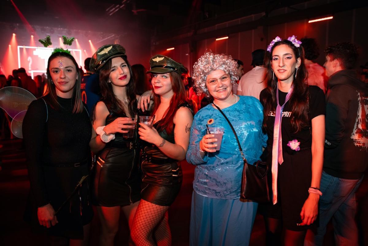 Random Hall Padova 37