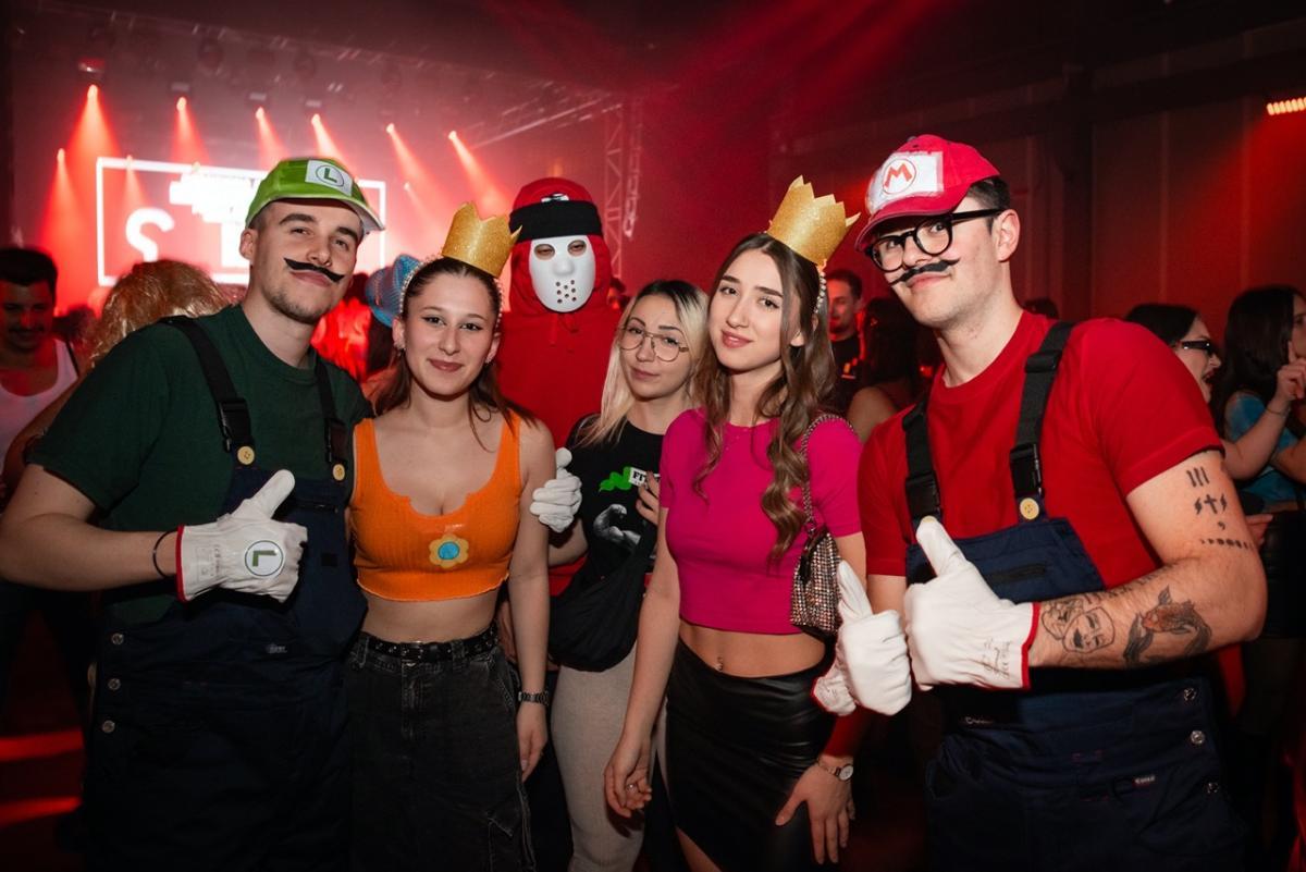 Random Hall Padova 47