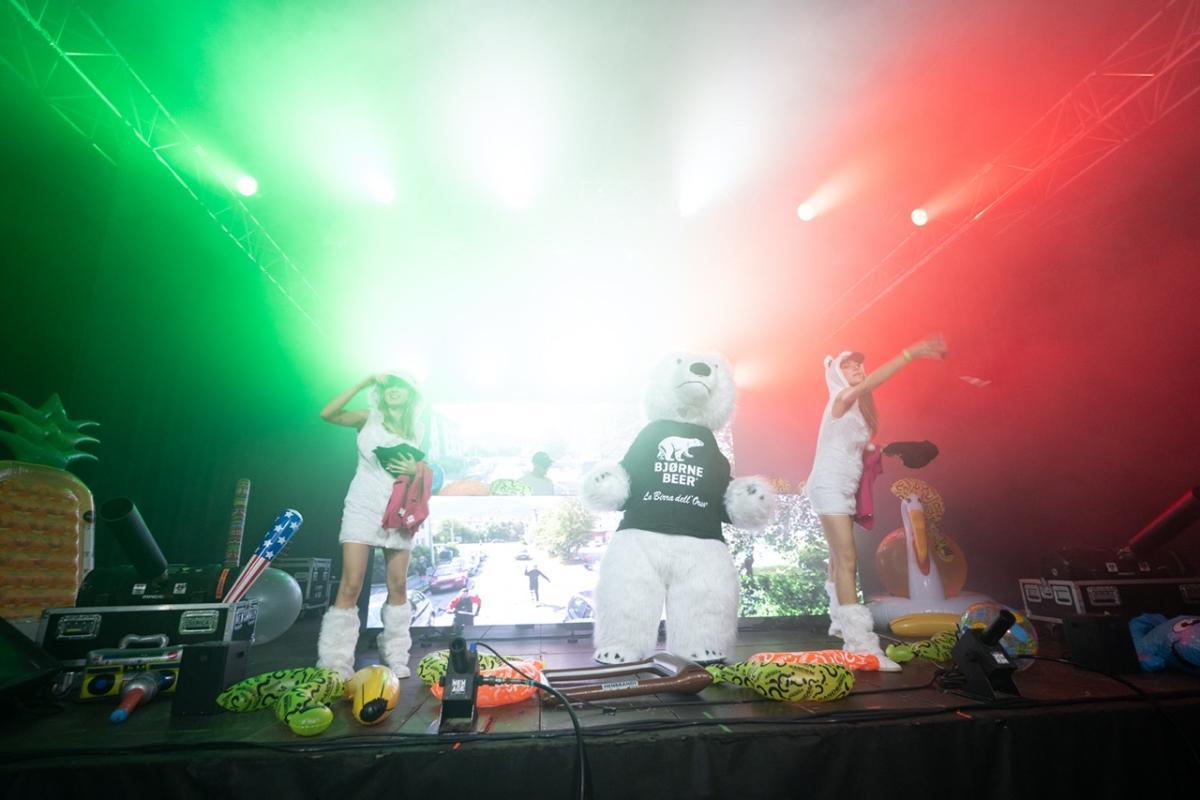 Random Hall Padova 56