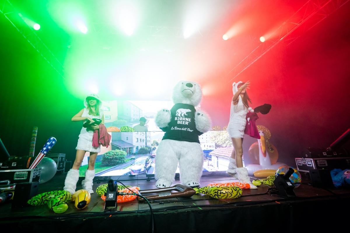 Random Hall Padova 57