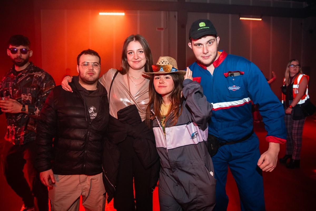 Random Hall Padova 6