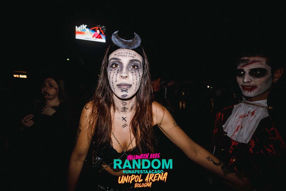 Random Halloween Bologna68