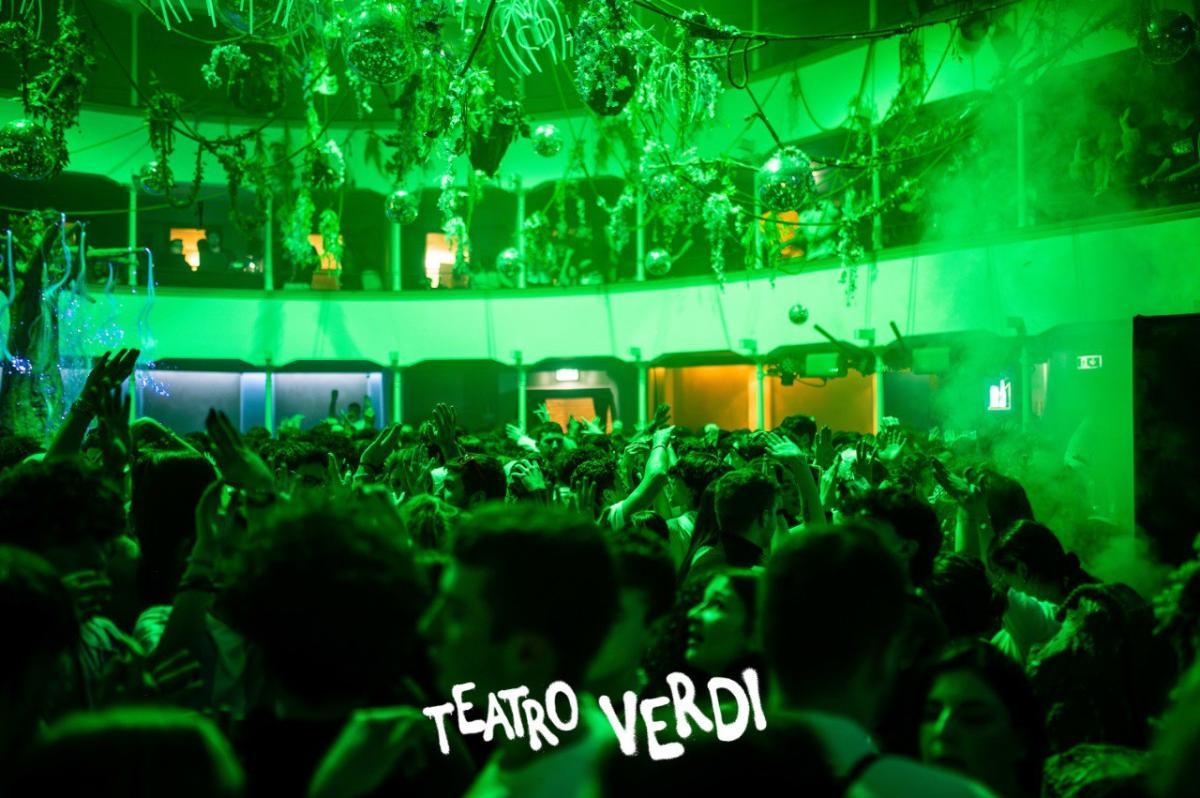 Photo5778605702376441324