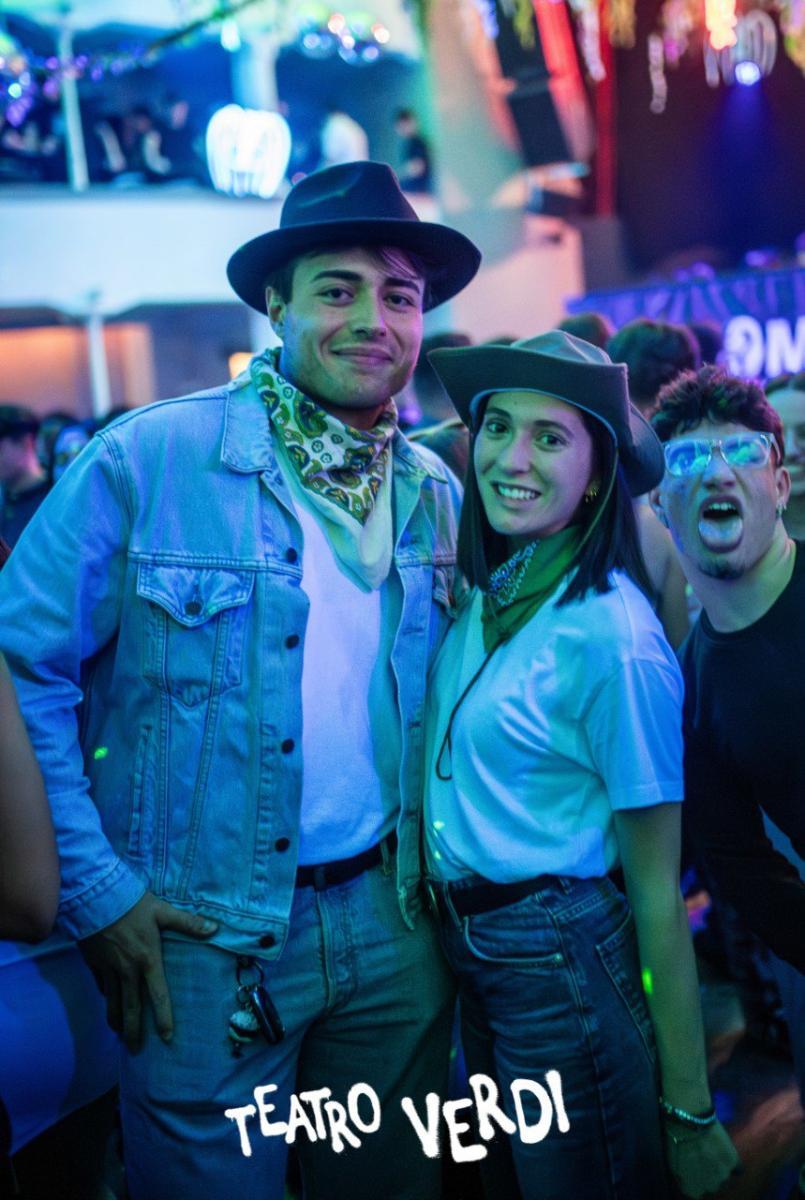 Photo5778605702376441336