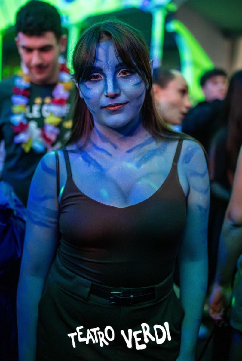 Photo5778605702376441339