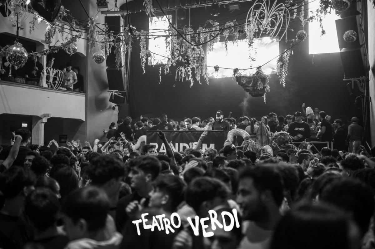 Photo5778605702376441363