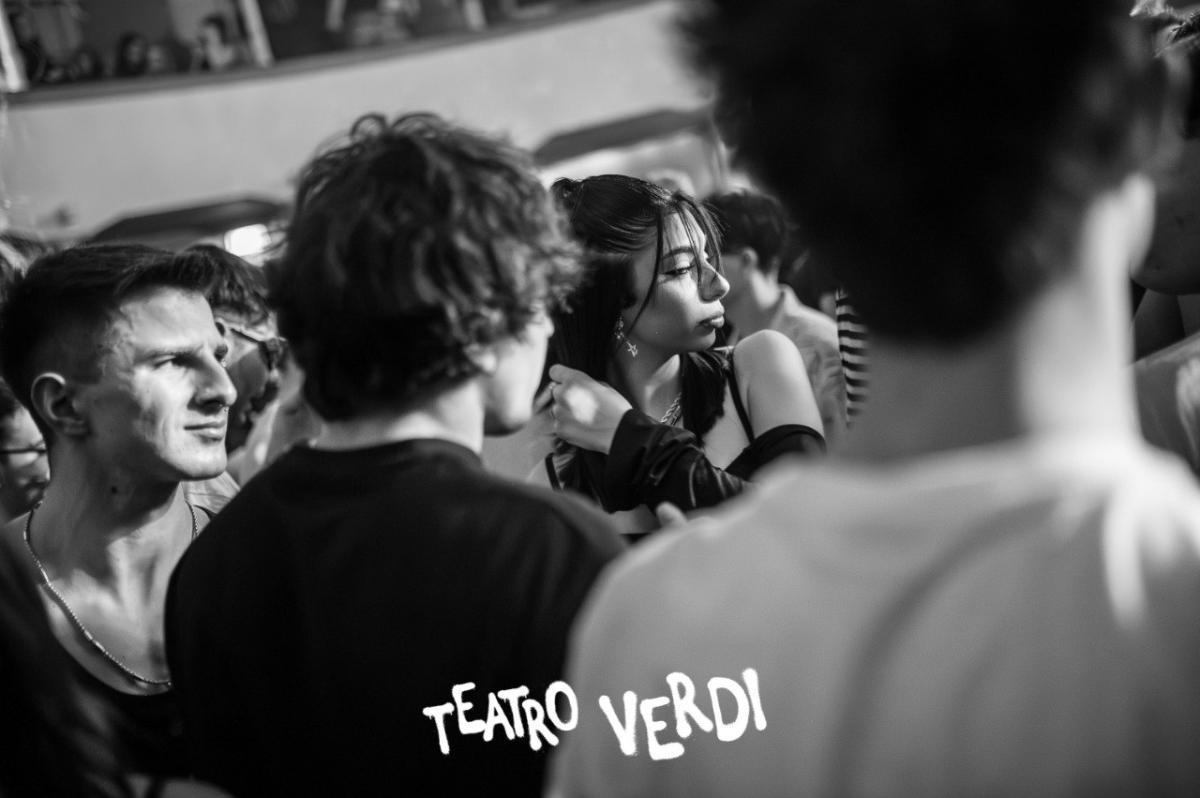 Photo5778605702376441365