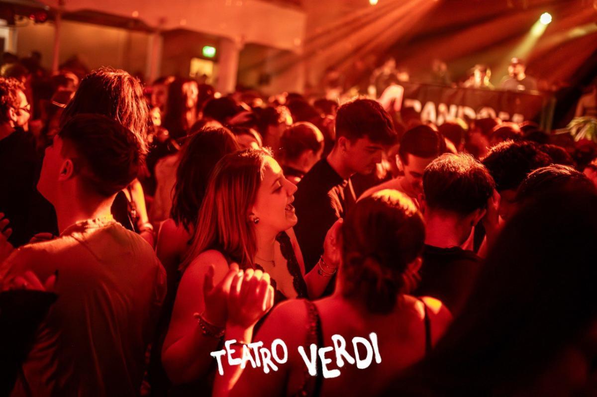 Photo5778605702376441366