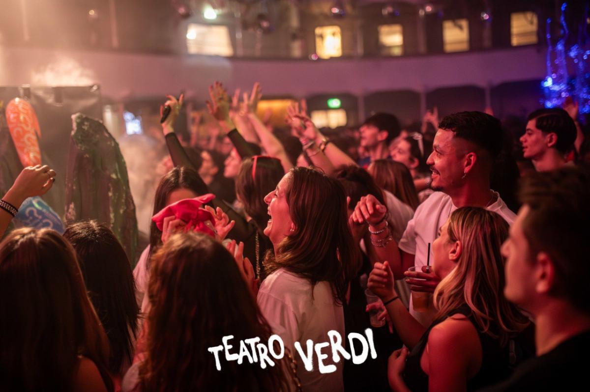 Photo5778605702376441369