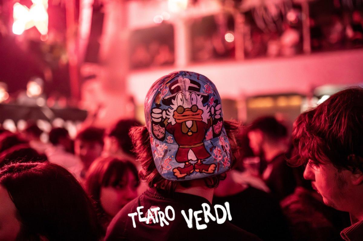 Photo5778605702376441380