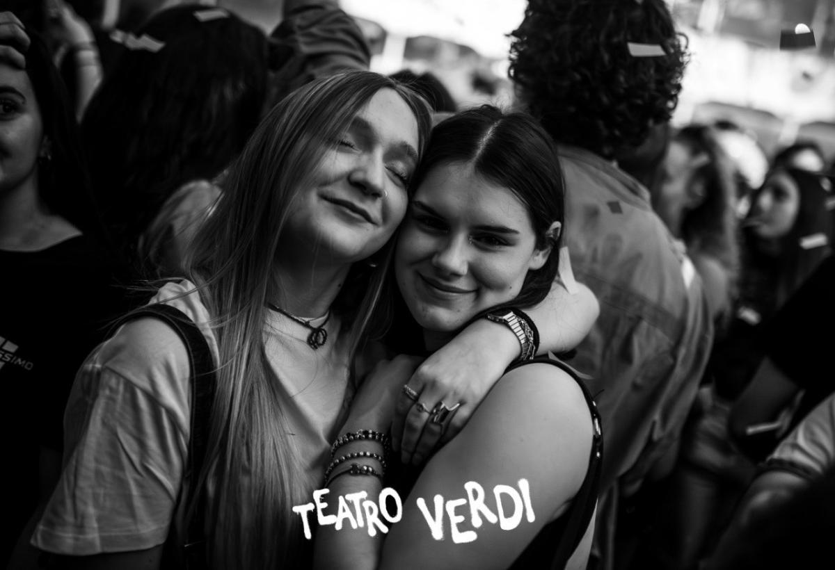 Photo5778605702376441384