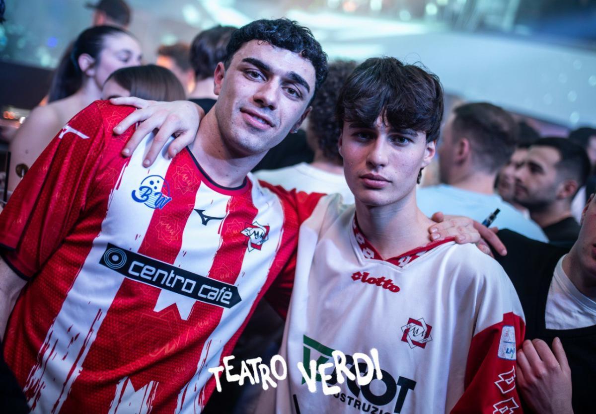 Photo5778605702376441385