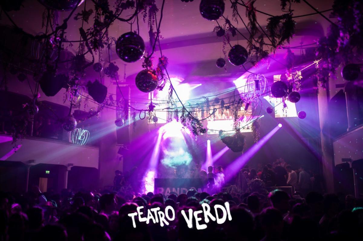 Photo5778605702376441388