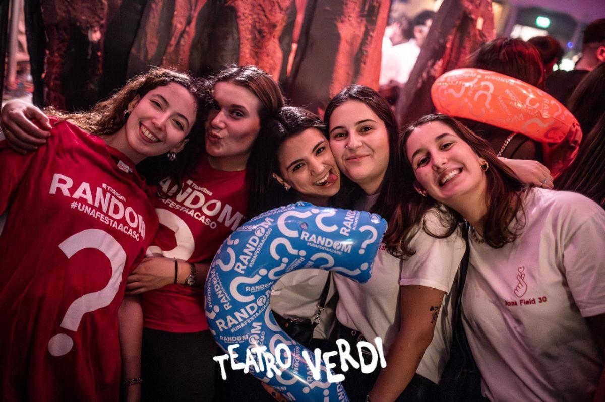 Photo5778605702376441391