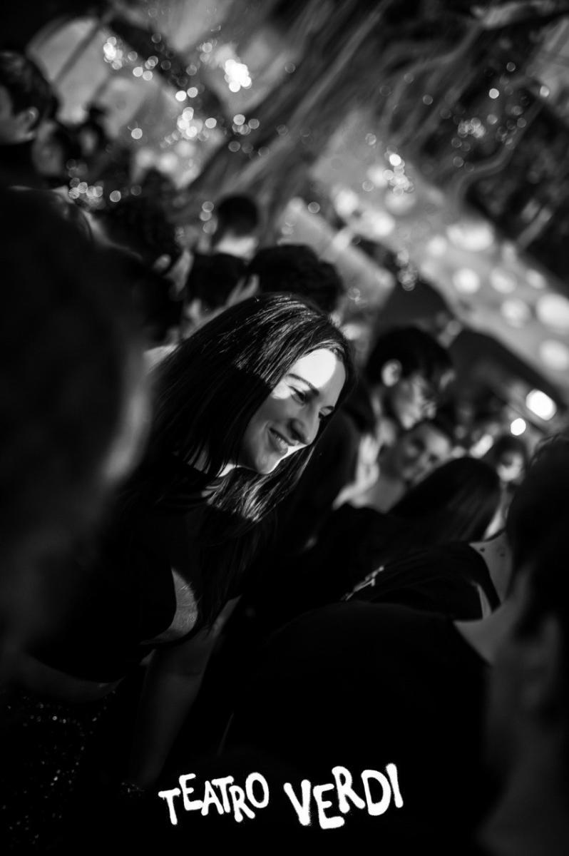 Photo5778605702376441396