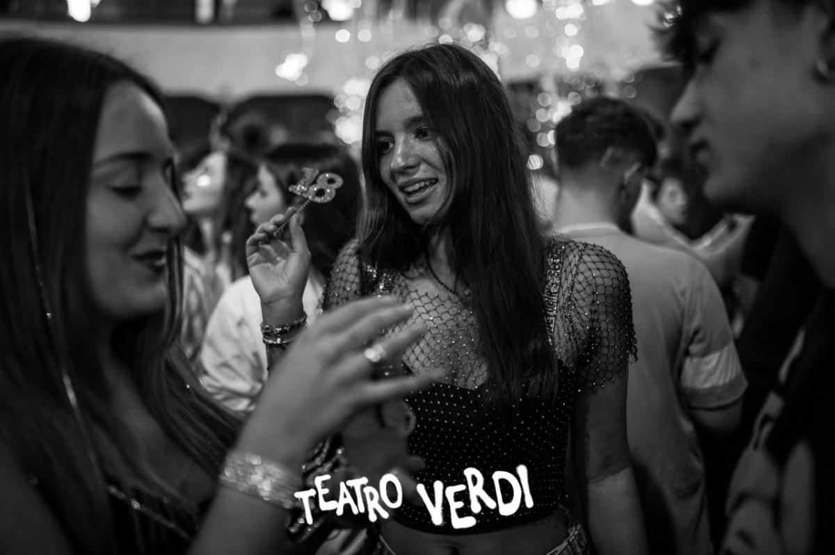 Photo5778605702376441406