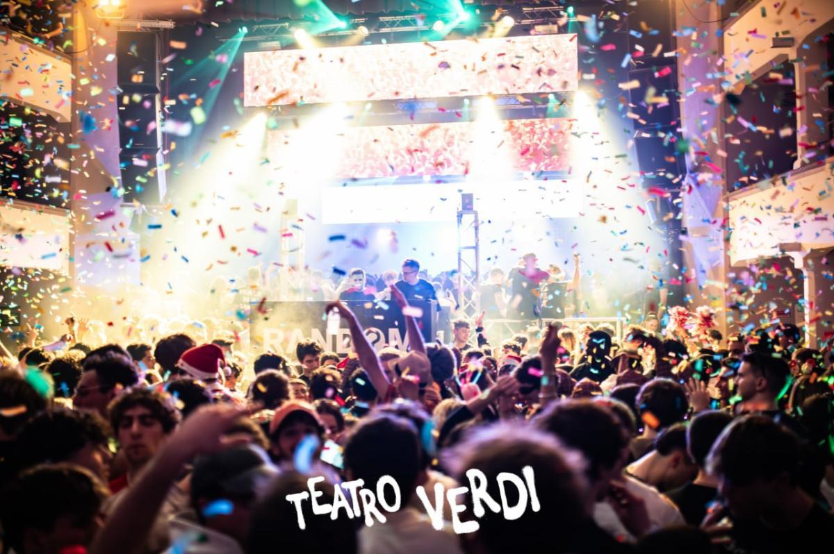 photo 5798674392333533294 y