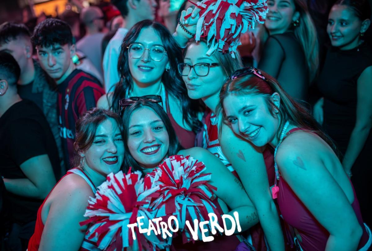 photo 5798674392333533298 y